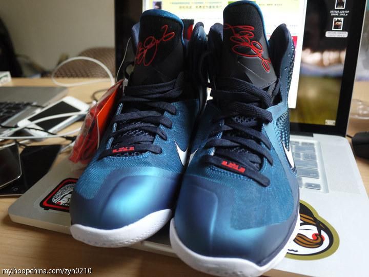 Nike LeBron 9 'Swingman' - Another Detailed Look