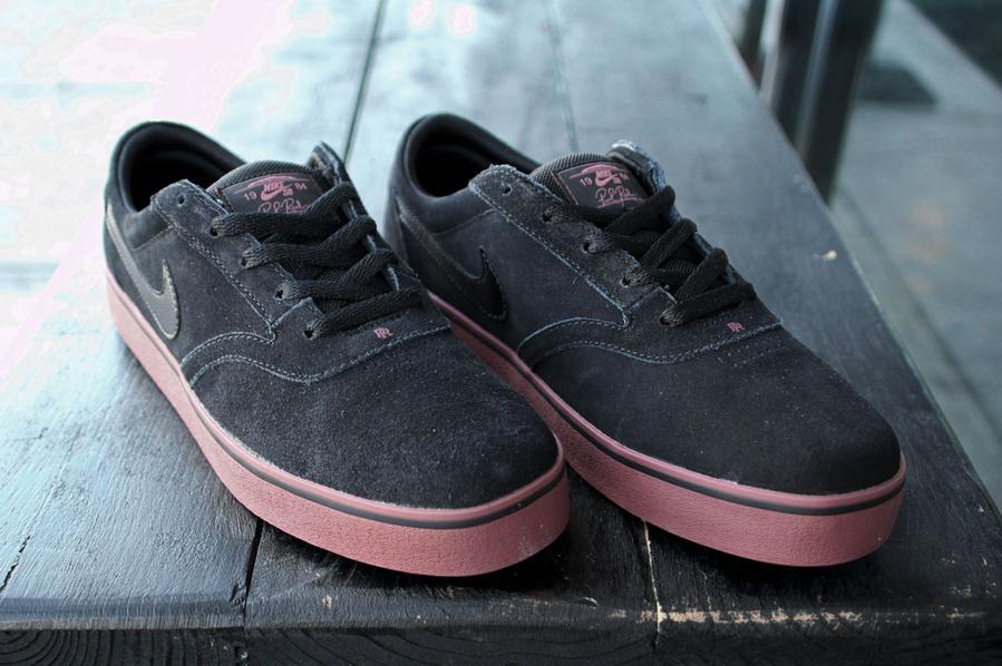 Nike SB Vulc Rod 'Black/Brick'