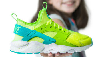 Nike WMNS Air Huarache Ultra Doernbecher Braylin Soon