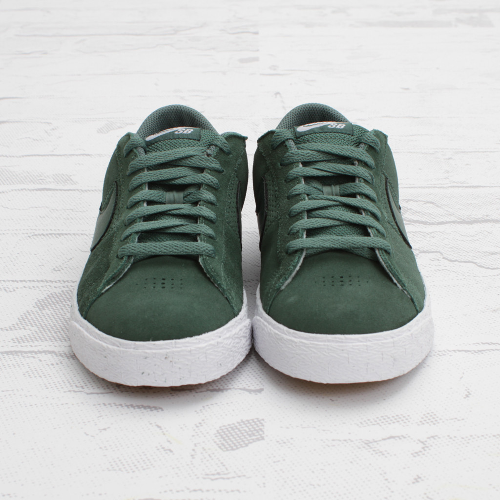 Nike SB Blazer Low 'Noble Green'