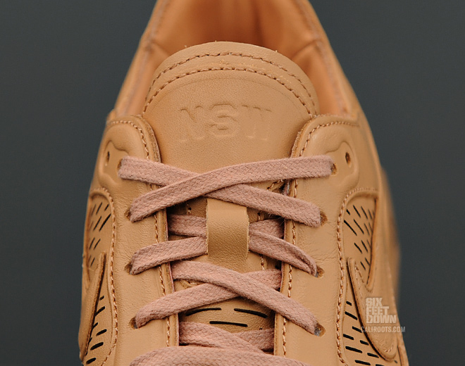 Nike Lunar Flow Premium Decon 'Natural/Dark Russet'