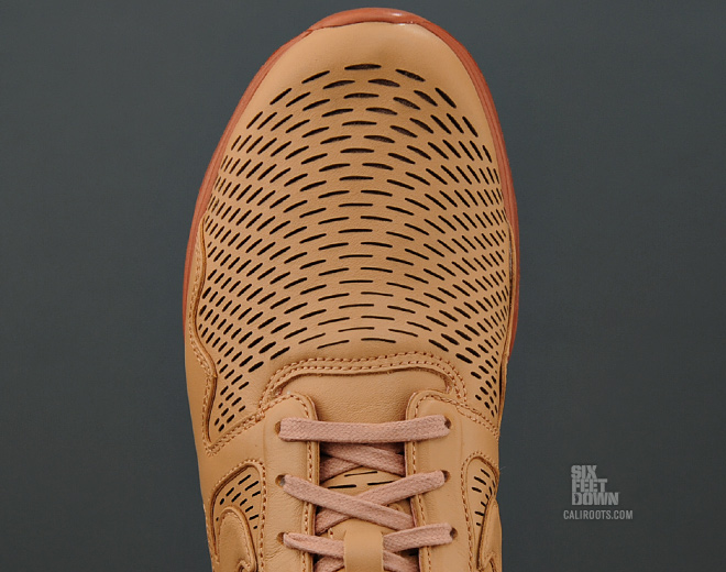 Nike Lunar Flow Premium Decon 'Natural/Dark Russet'