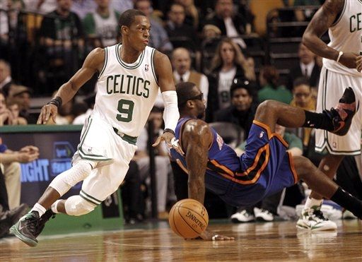 Rajon Rondo Swaps Huaraches for Hyperenforcers in Win over Knicks