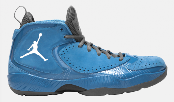 Release Reminder: Air Jordan 2012 Deluxe 'UNC'