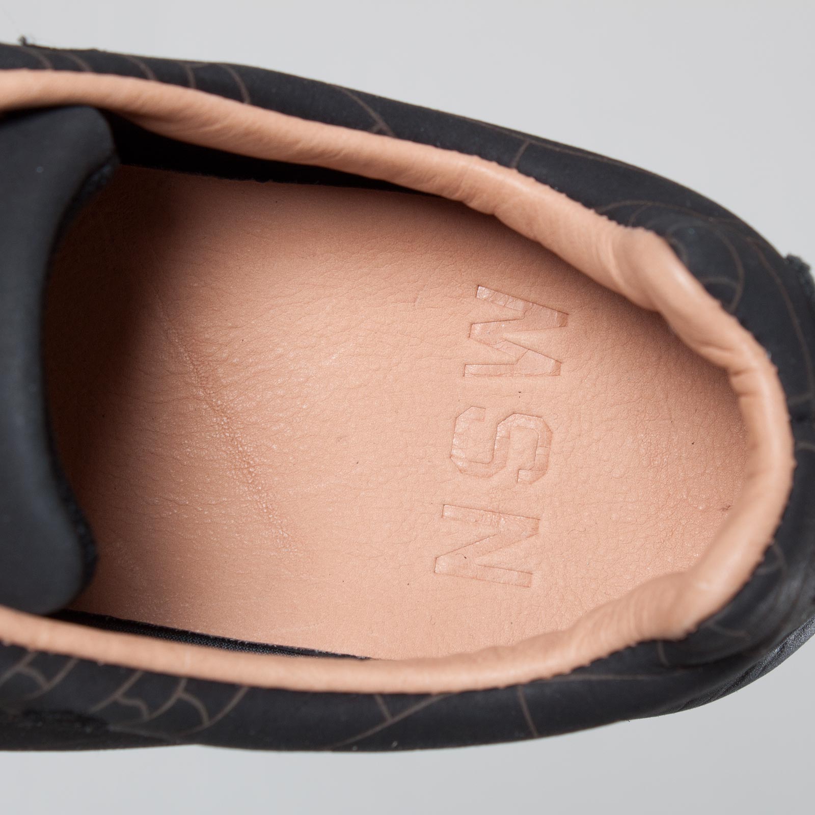 Release Reminder: Nike Mayfly Premium 'Black'