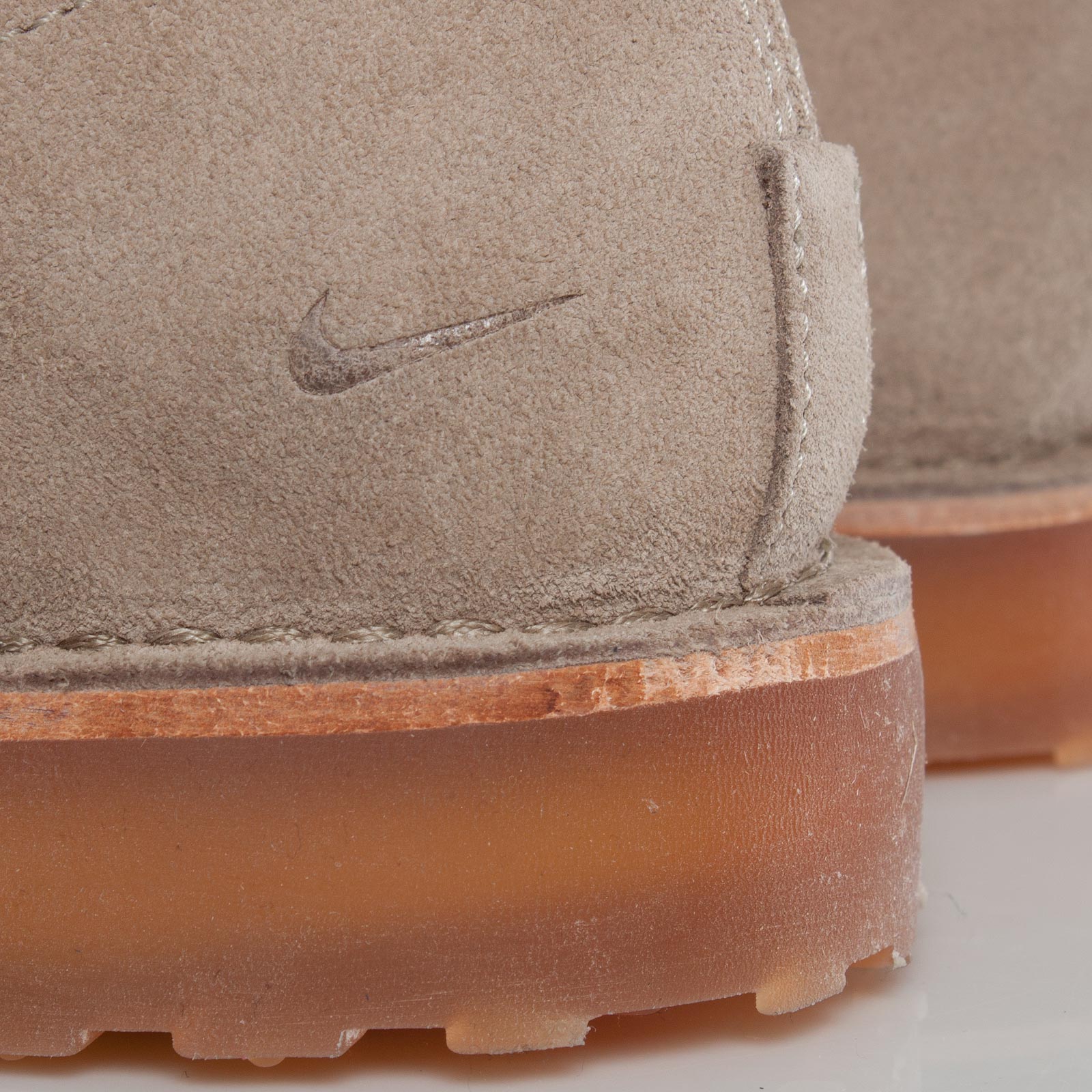 Nike Air Sauble Premium 'Khaki' - Now Available