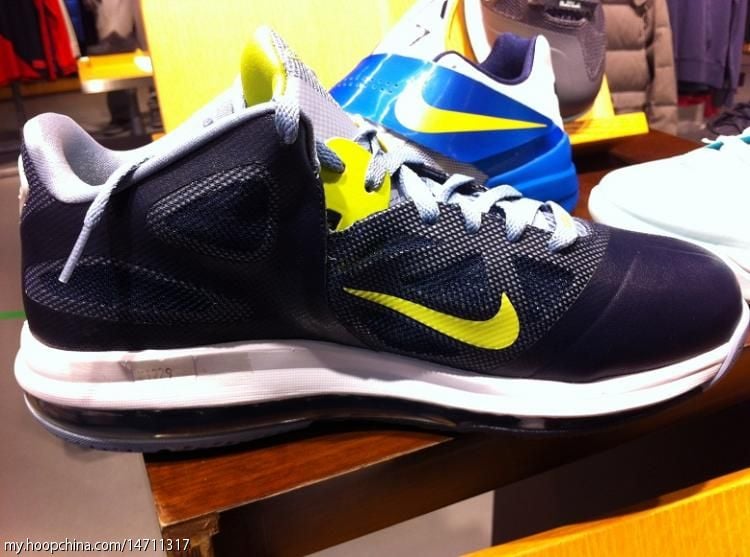 Nike LeBron 9 Low 'Obsidian/Cyber'