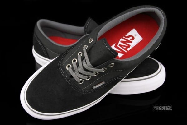 vans era charcoal