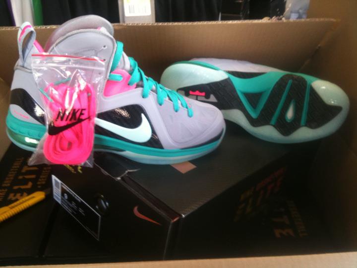 Nike LeBron 9 Elite South Beach - New Images