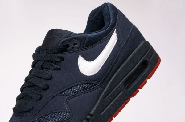 Nike Air Max 1 'Obsidian/White-University Red'