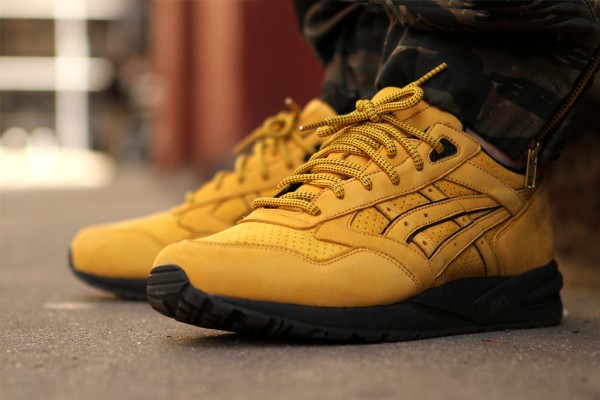 Ronnie Fieg x asics Gel Saga 'Bumblebees'