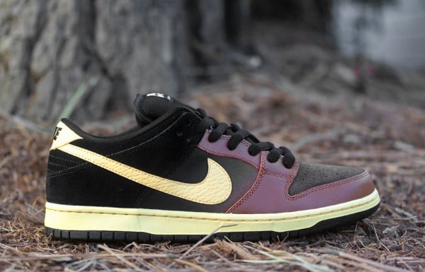 nike sb dunk low black and tan