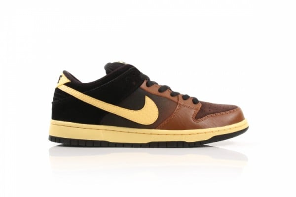 Nike SB Dunk Low 'Black and Tan' Hitting DQM