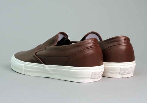 vans vault slip on premium lx