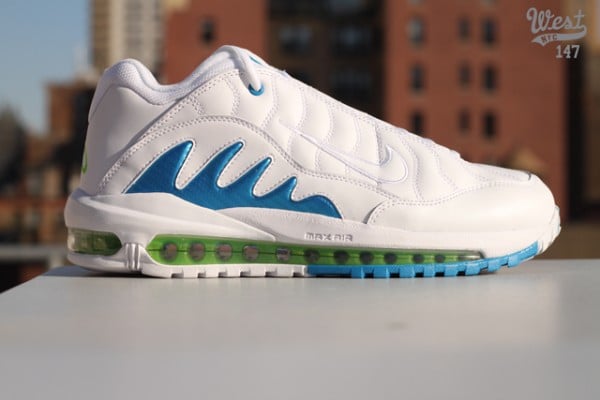 Release Reminder: Nike Total Griffey Max 99 'White/Neptune Blue'