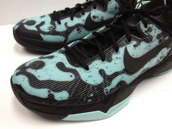 Nike Kobe VII (7) 'Poison Dart Frog' - Available Early