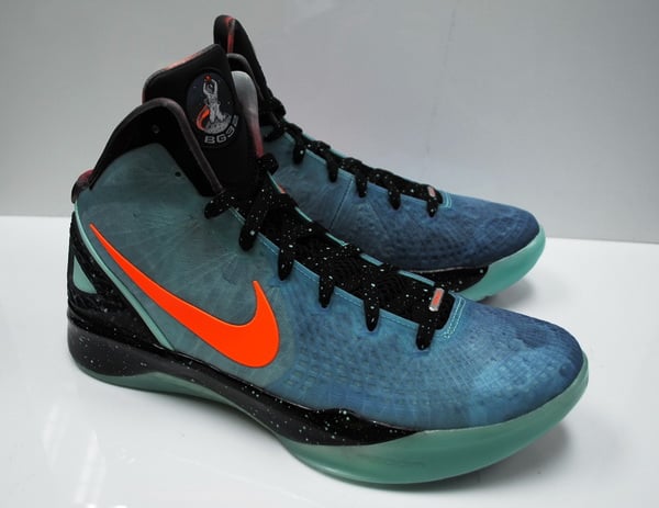 Nike Zoom Hyperdunk 2011 Supreme Blake Griffin 'Galaxy' All-Star PE - Another Look