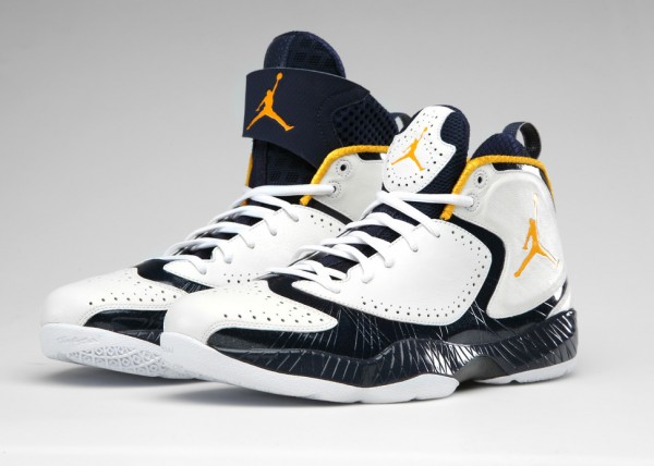 Air Jordan 2012 'Cal' March Madness