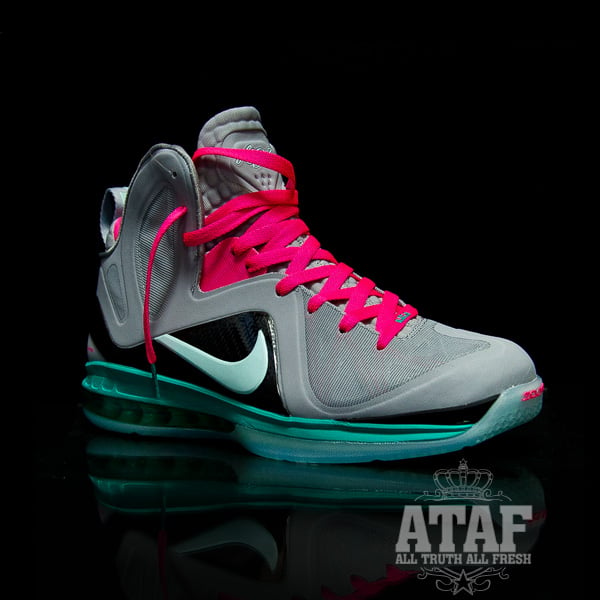 Nike LeBron 9 Elite 'South Beach' - Another Look