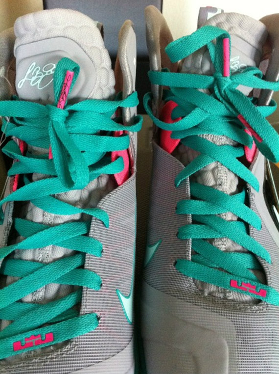 Nike LeBron 9 Elite 'South Beach' - More Images