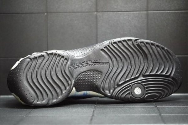 Nike Air Flightposite One 'Comet' Sample