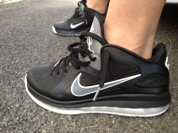 nike lebron 9 Grey