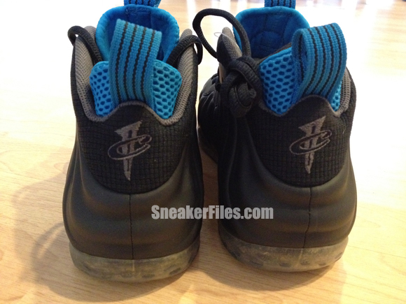 pellizco exégesis Debilidad Nike Air Foamposite One 'Obsidian' Sample - Detailed Look | SneakerFiles