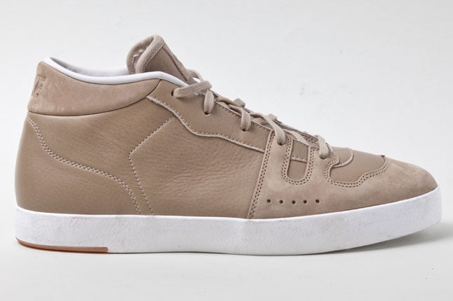 Nike Manor PRM NSW ‘Khaki’ – Another Look
