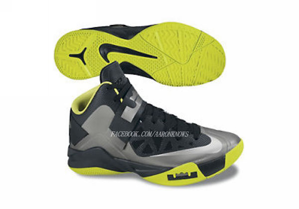 Nike Zoom Soldier 6 - Holiday 2012