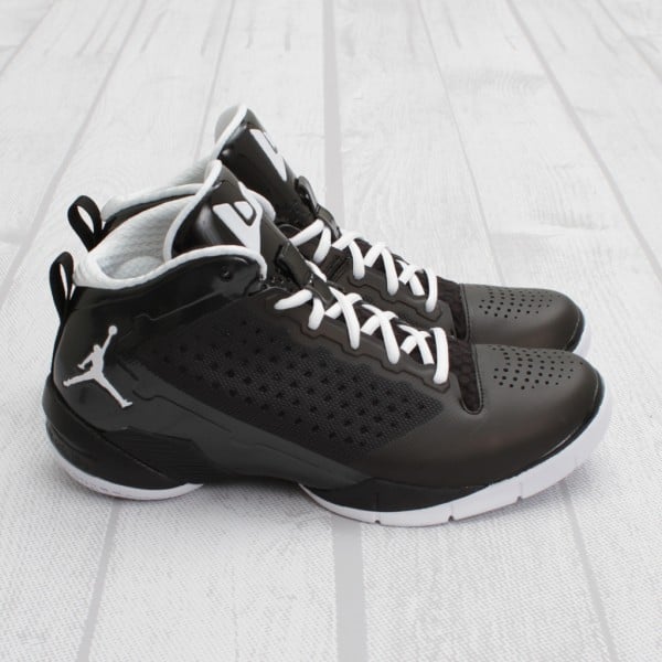 Jordan Fly Wade 2 'Black/White' - Another Look