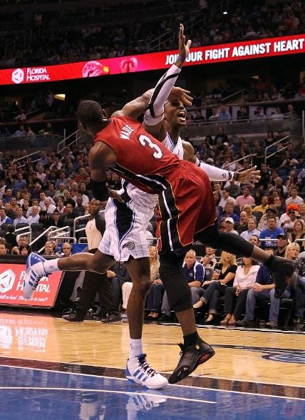 Dwyane Wade Laces Up "Last Shot" Air Jordan XIV in OT Loss