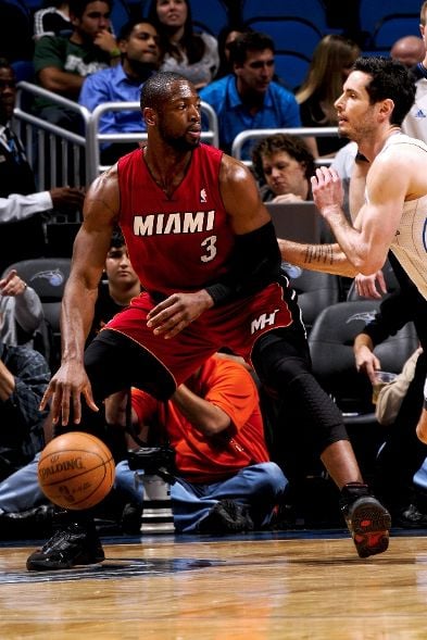 Dwyane Wade Laces Up "Last Shot" Air Jordan XIV in OT Loss