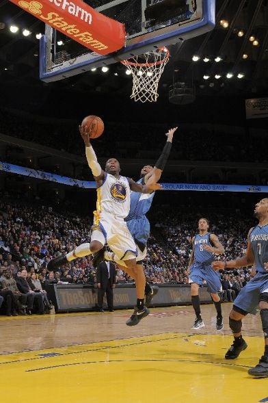 Nate Robinson Laces Up the ‘Stealth’ Air Jordan X