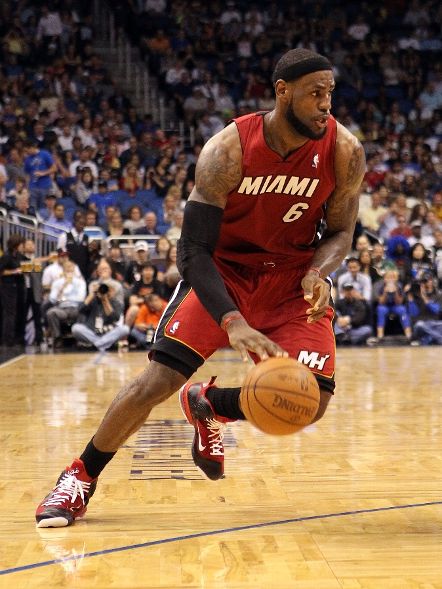 LeBron James Dons New PE in OT Loss to the Magic