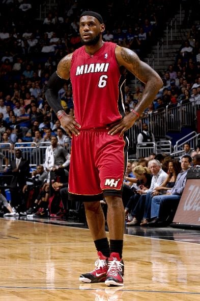 LeBron James Dons New PE in OT Loss to the Magic