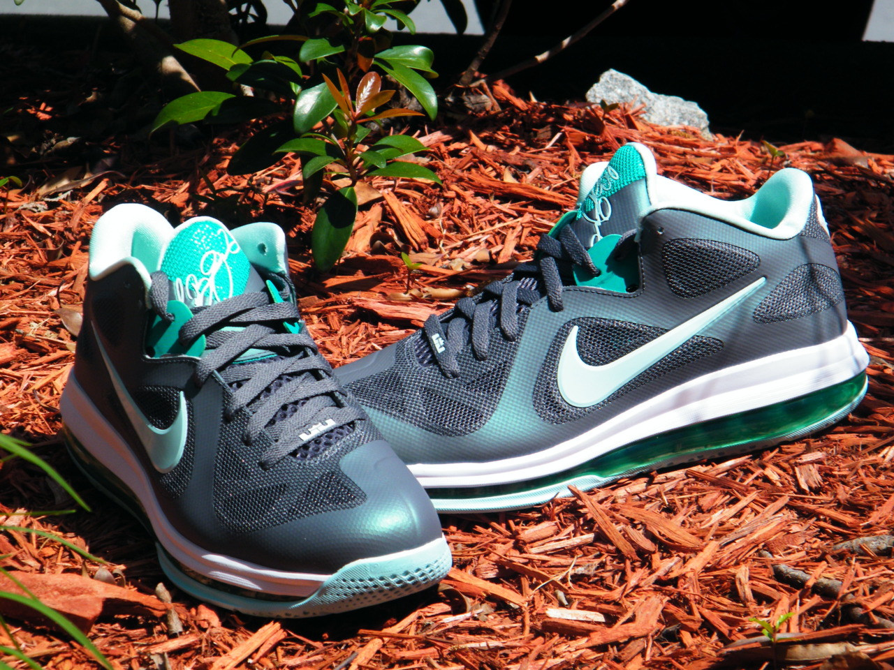 Nike LeBron 9 Low 'Easter' Arriving at Retailers