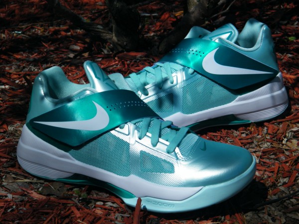 Nike Zoom KD IV 'Easter' Arriving at Retailers