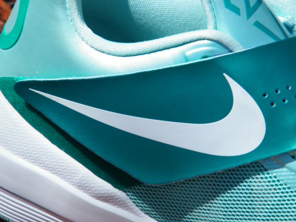 Nike Zoom KD IV 'Easter' Arriving at Retailers