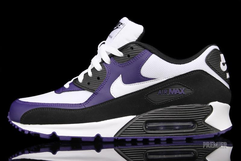 Nike Air Max 90 ‘Black/White-New Orchid’ – Now Available at Premier