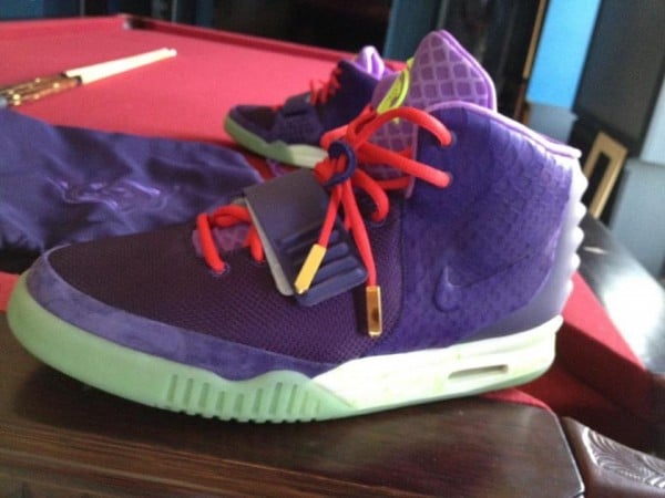 Possible Kobe Bryant x Nike Air Yeezy 2