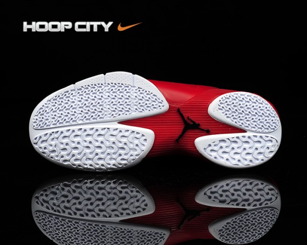 Jordan Fly Wade 2 EV 'Varsity Red/Black-White' Hitting Overseas Retailers