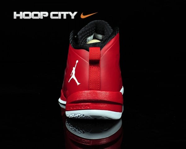 Jordan Fly Wade 2 EV 'Varsity Red/Black-White' Hitting Overseas Retailers