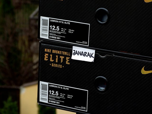 Nike LeBron 9 Elite 'South Beach' - Latest Images