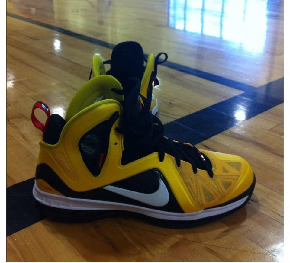 Nike LeBron 9 Elite 'Varsity Maize' - New Image