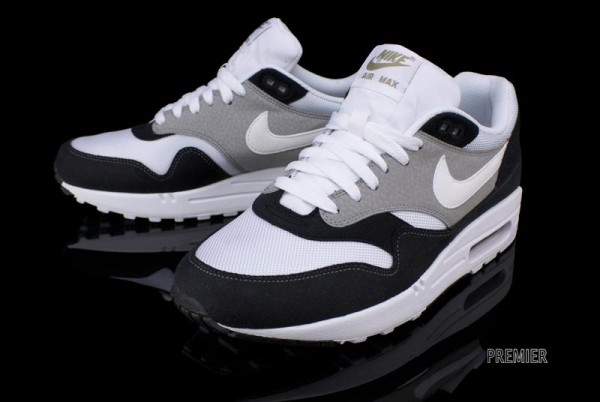 Nike Air Max 1 'Black/White'