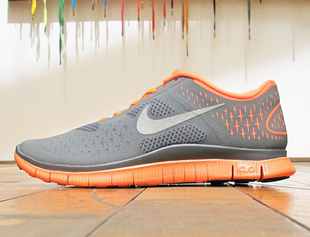 Nike Free 4.0 V2 ‘Dark Grey/Total Orange’