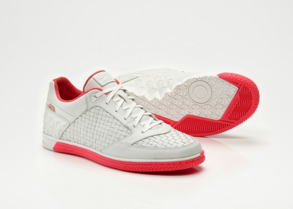 Nike Woven Street Gato 'Summit White/Solar Red'