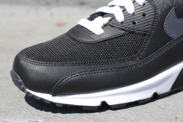 Nike Air Max 90 'Black/Anthracite-White'