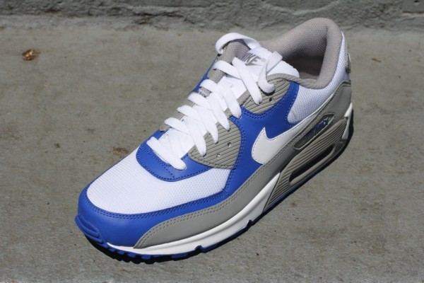 Nike Air Max 90 'Medium Grey/Varsity Royal'