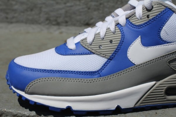 Nike Air Max 90 'Medium Grey/Varsity Royal'